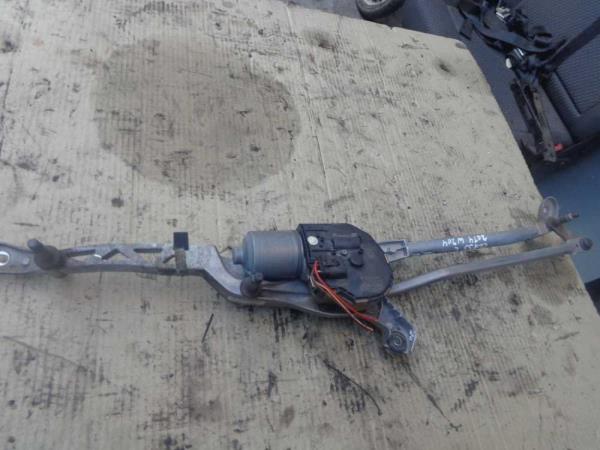 MOTEUR D ESSUIE GLACE MERCEDES CLASSE C W204  2011-2014 - Vue 1